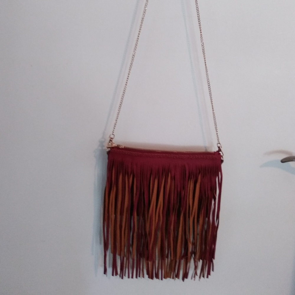 Red Fringed 👛 Purse.